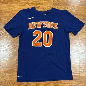 Boys T-shirt NBA NEW YORK Knox
Excellent condition